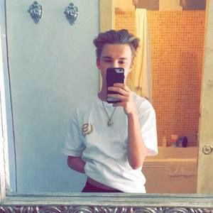 Meet your Posher, Sean